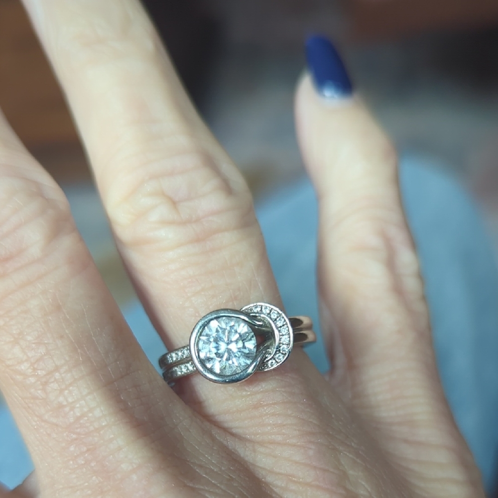 Stunning Silver Crystal Ring